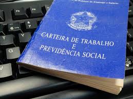 Governo reage a escala de trabalho 6 x 1